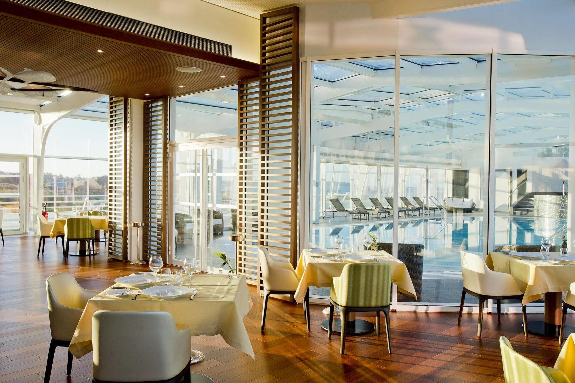 Miramar La Cigale Hotel Thalasso & Spa Arzon Exterior foto